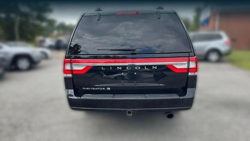 2017 Lincoln Navigator L Reserve
