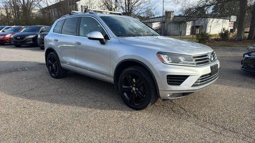 2017 Volkswagen Touareg V6 Wolfsburg Edition