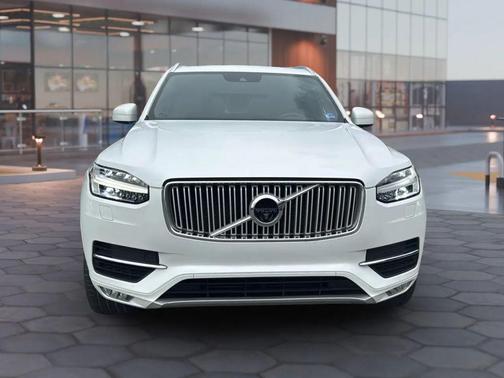 2018 Volvo XC90 T6 Inscription