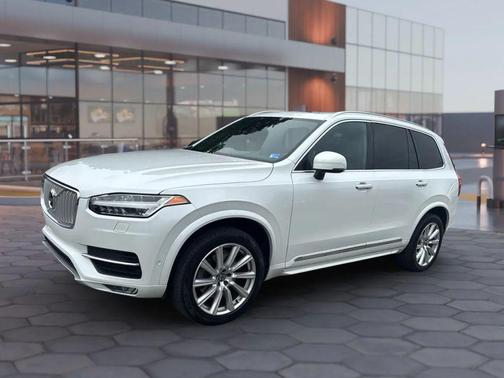 2018 Volvo XC90 T6 Inscription