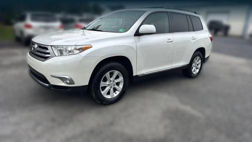 2012 Toyota Highlander SE
