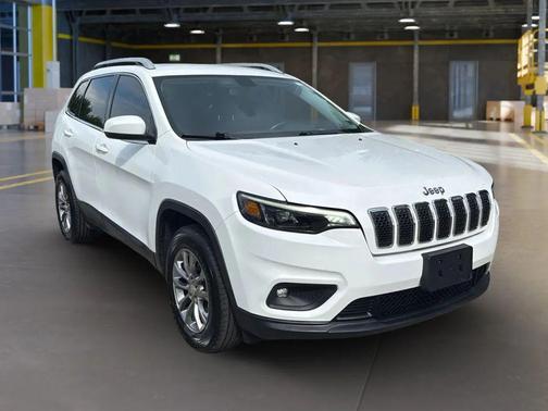 Bright White Clearcoat 2019 Jeep Cherokee Latitude Plus