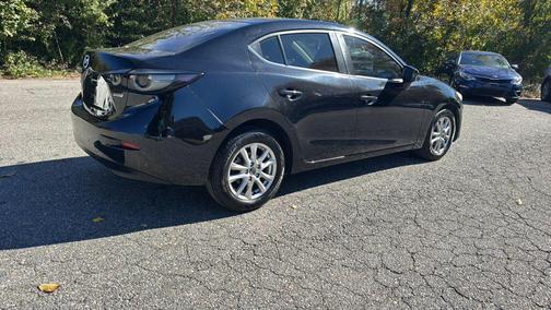 2016 Mazda Mazda3 i Sport