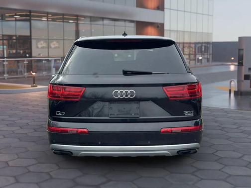 2017 Audi Q7 3.0T Premium