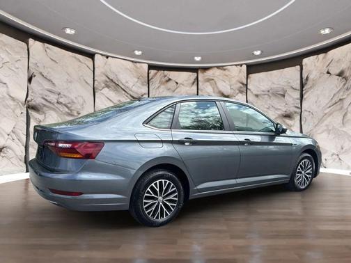 Platinum Gray Metallic 2019 Volkswagen Jetta 1.4T SEL