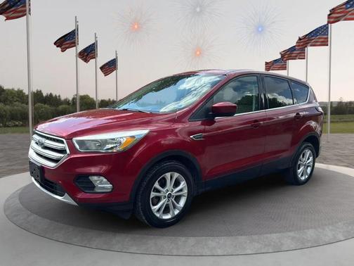 Red 2017 Ford Escape SE