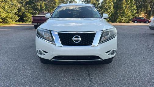 2016 Nissan Pathfinder SV