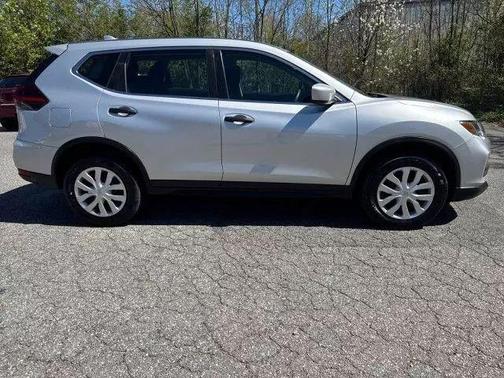 2020 Nissan Rogue S