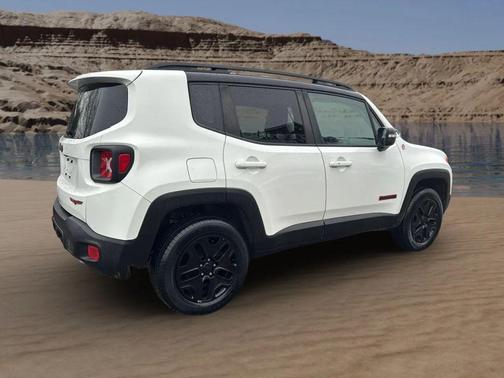 2017 Jeep Renegade Trailhawk