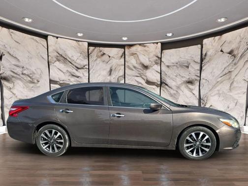 2017 Nissan Altima 2.5 SV