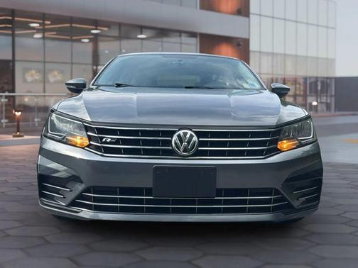 Gray 2017 Volkswagen Passat 1.8T R-Line w/Comfort