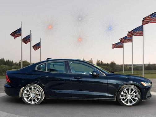 2019 Volvo S60 T5 Momentum