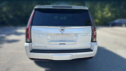 2015 Cadillac Escalade Luxury