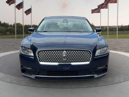 2017 Lincoln Continental Select