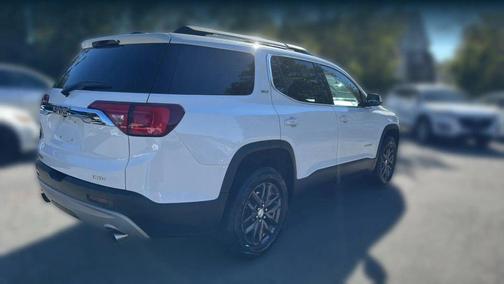 2019 GMC Acadia SLT-1