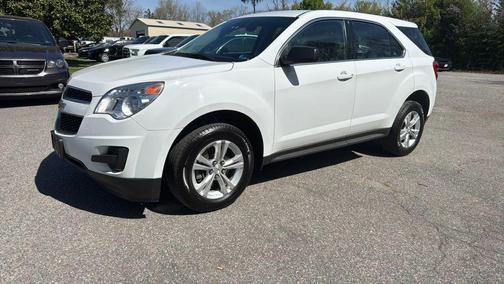 Summit White 2015 Chevrolet Equinox LS