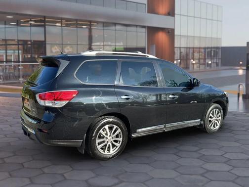 2015 Nissan Pathfinder SL
