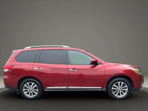 Cayenne Red 2014 Nissan Pathfinder SL