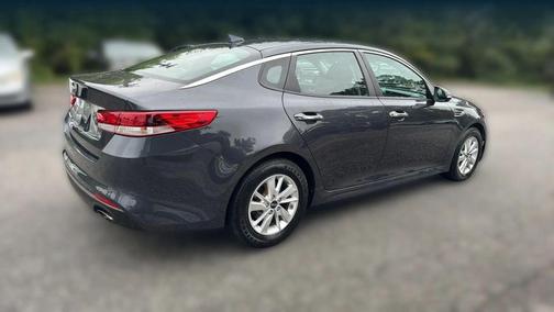 2017 Kia Optima LX