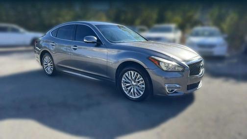 2015 INFINITI Q70 3.7X