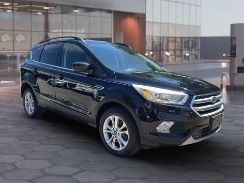 Shadow Black 2017 Ford Escape SE