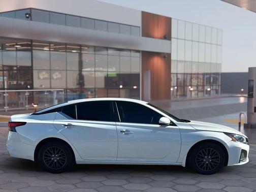 2023 Nissan Altima S FWD