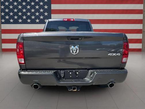 Granite Crystal Metallic Clearcoat 2014 RAM 1500 Tradesman/Express