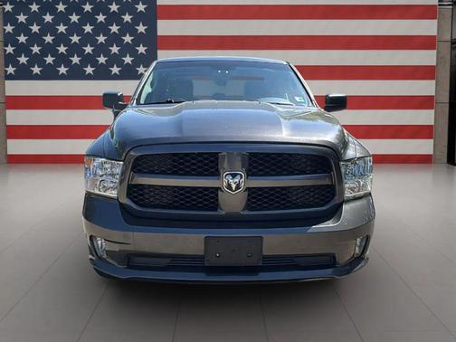 Granite Crystal Metallic Clearcoat 2014 RAM 1500 Tradesman/Express