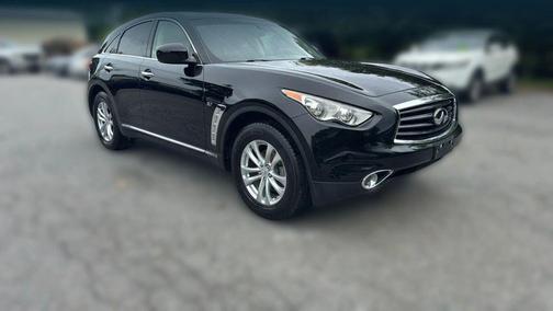 2015 INFINITI QX70 Base