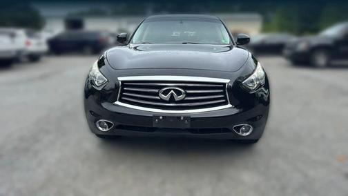 2015 INFINITI QX70 Base