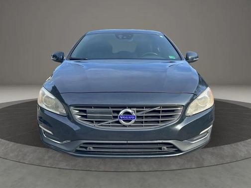 2016 Volvo S60 T6 Drive-E Platinum