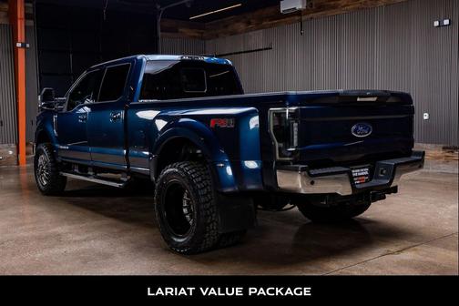 Blue Jeans Metallic 2019 Ford F-350 Lariat