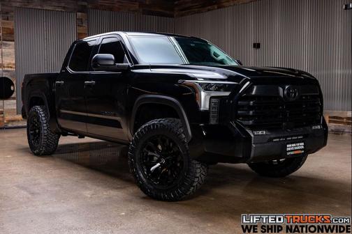 Midnight Black Metallic 2022 Toyota Tundra SR5
