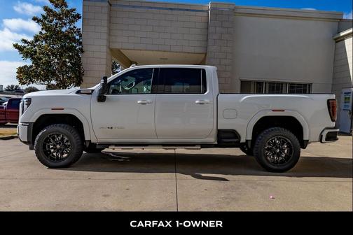 2025 GMC Sierra 2500 AT4