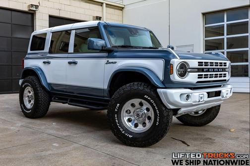 Azure Gray Metallic Tri-Coat 2023 Ford Bronco Heritage Edition