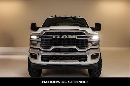 Bright White Clearcoat 2025 RAM 2500 Tradesman Crew Cab 4x4 6'4' Box