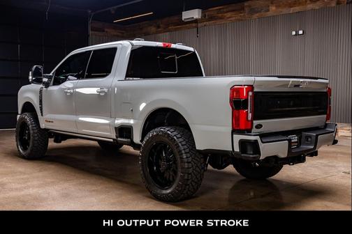 Avalanche 2026 Ford F-250 Platinum