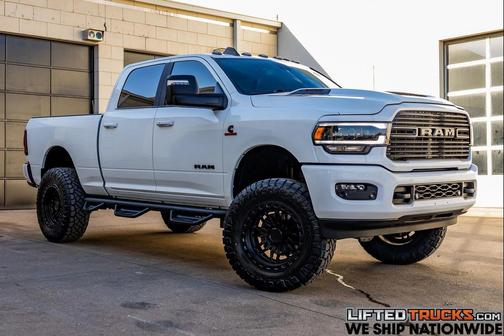 2024 RAM 2500 Laramie Crew Cab 4x4 6'4' Box