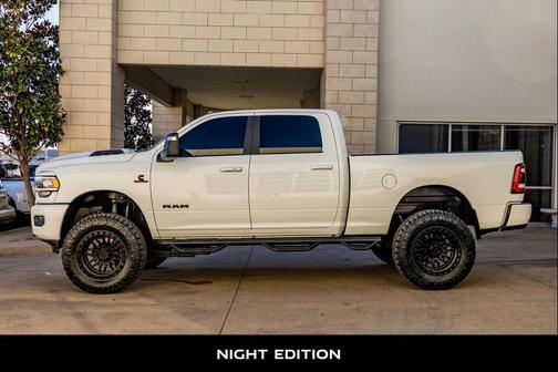 2024 RAM 2500 Laramie Crew Cab 4x4 6'4' Box