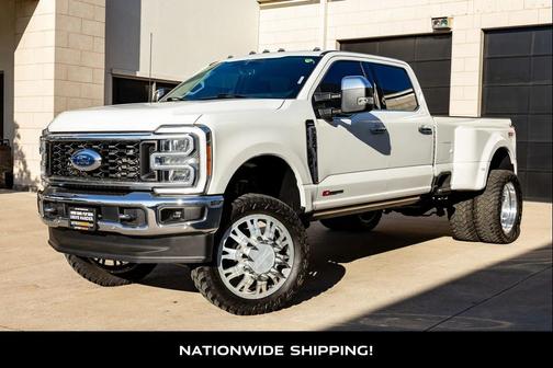 Star White Metallic Tri-Coat 2023 Ford F-350 Lariat