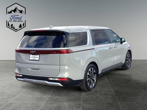 2022 Kia Carnival EX