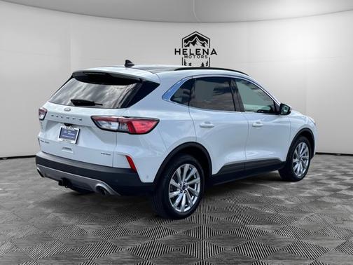 2022 Ford Escape TITANIUM