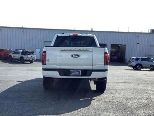 2024 Ford F-150 PLATINUM