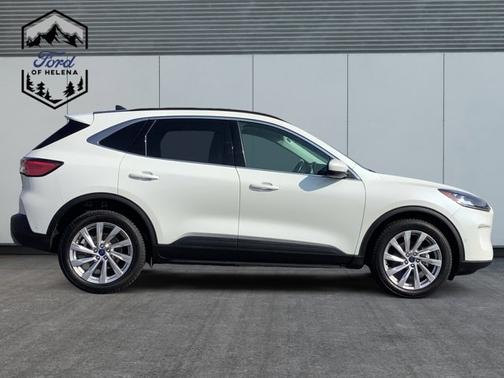 2022 Ford Escape TITANIUM