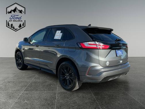 CARBONIZED GRAY 2022 Ford Edge SE