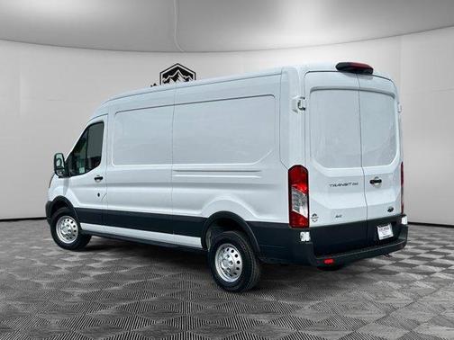 2025 Ford Transit-250 148 WB Medium Roof Cargo