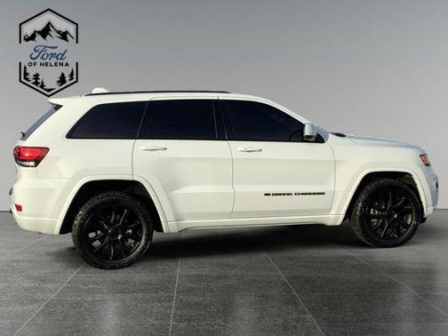 2022 Jeep Grand Cherokee WK Laredo