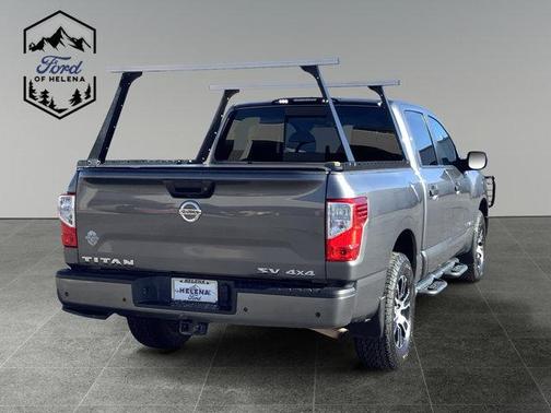 2022 Nissan Titan SV