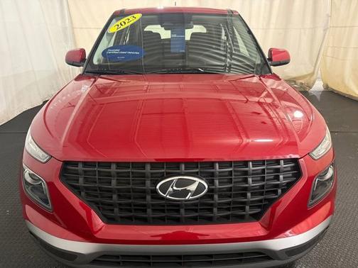 2023 Hyundai VENUE SE