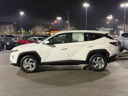 2024 Hyundai TUCSON SE